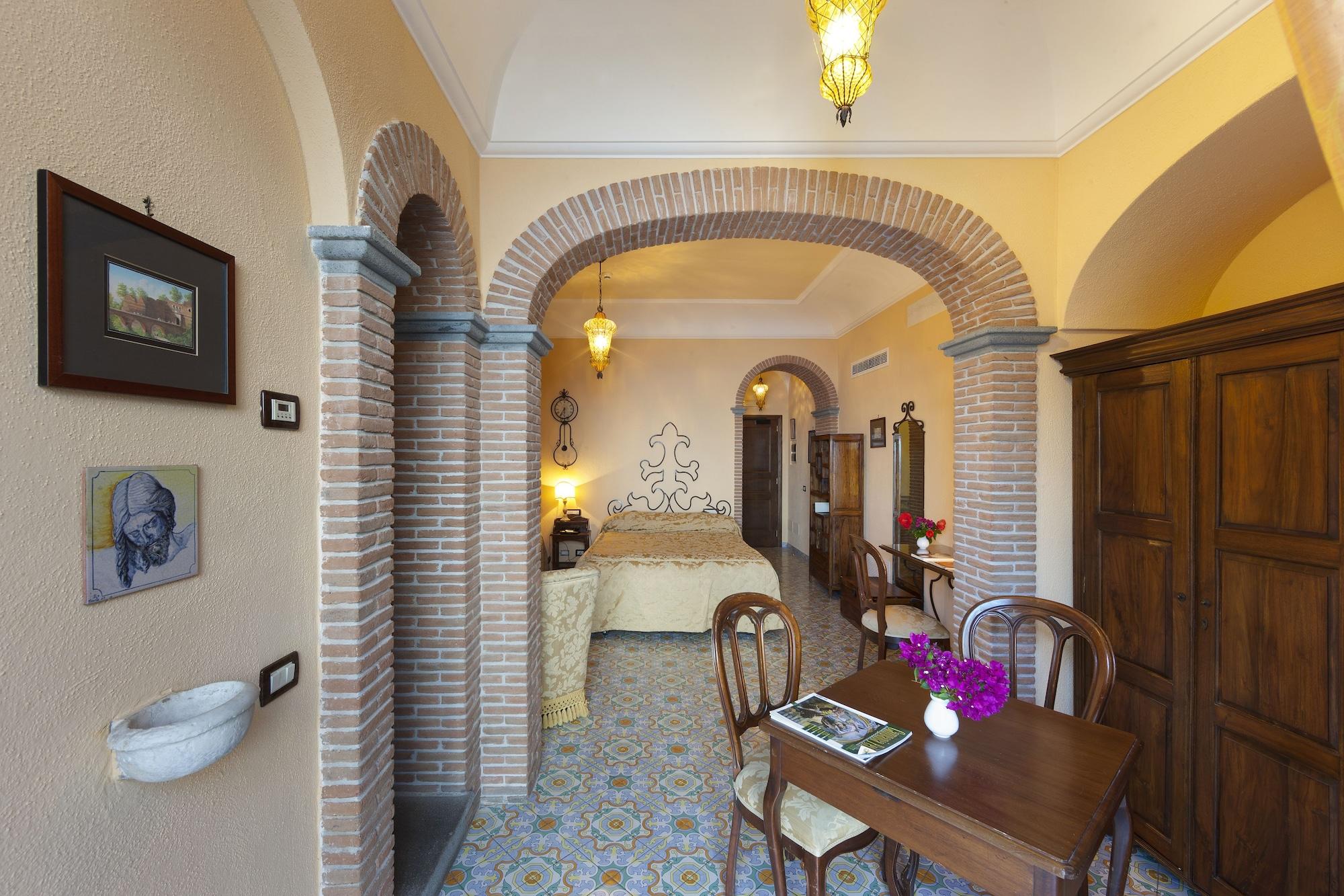 Hotel La Tonnarella Сорренто Экстерьер фото
