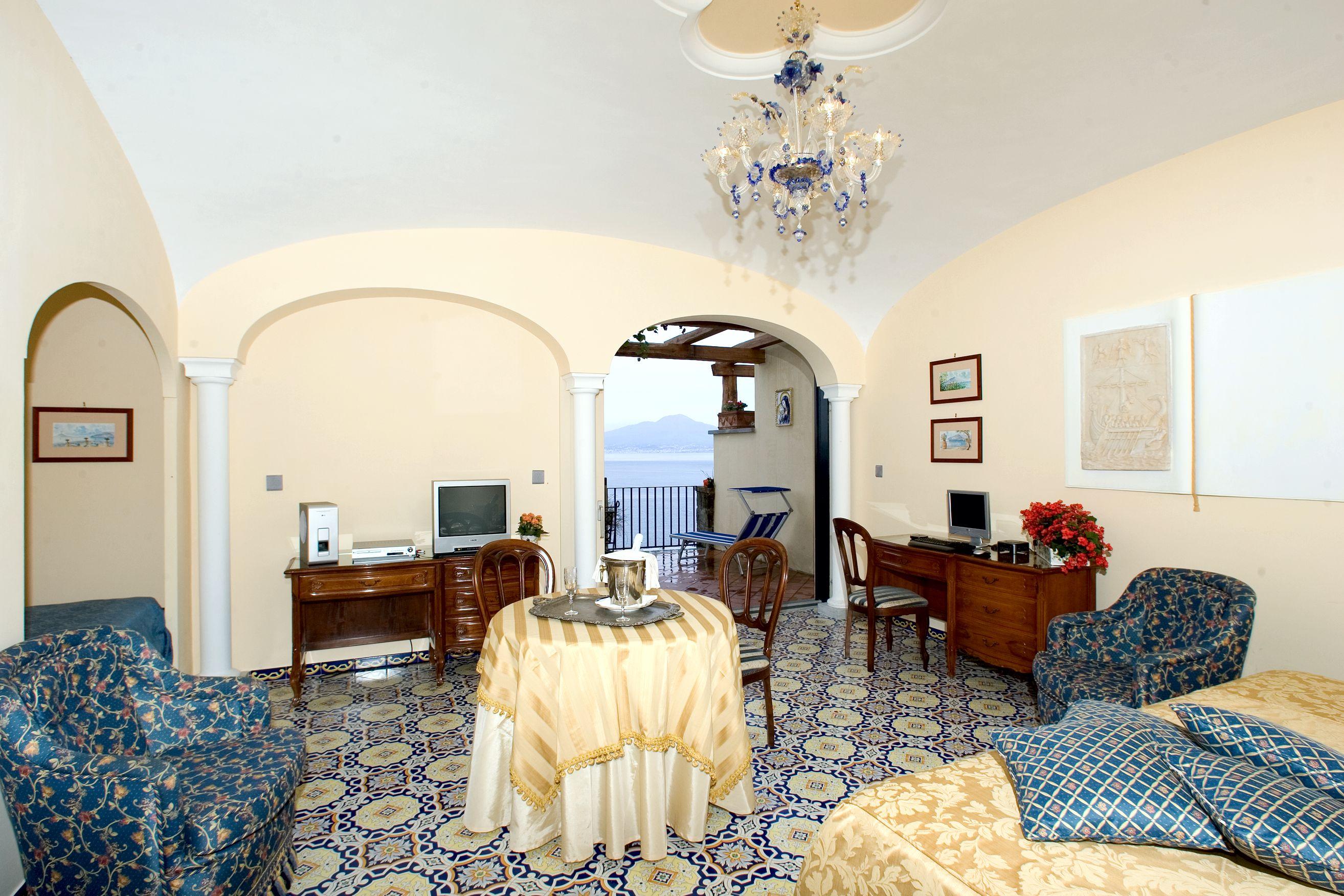 Hotel La Tonnarella Сорренто Номер фото